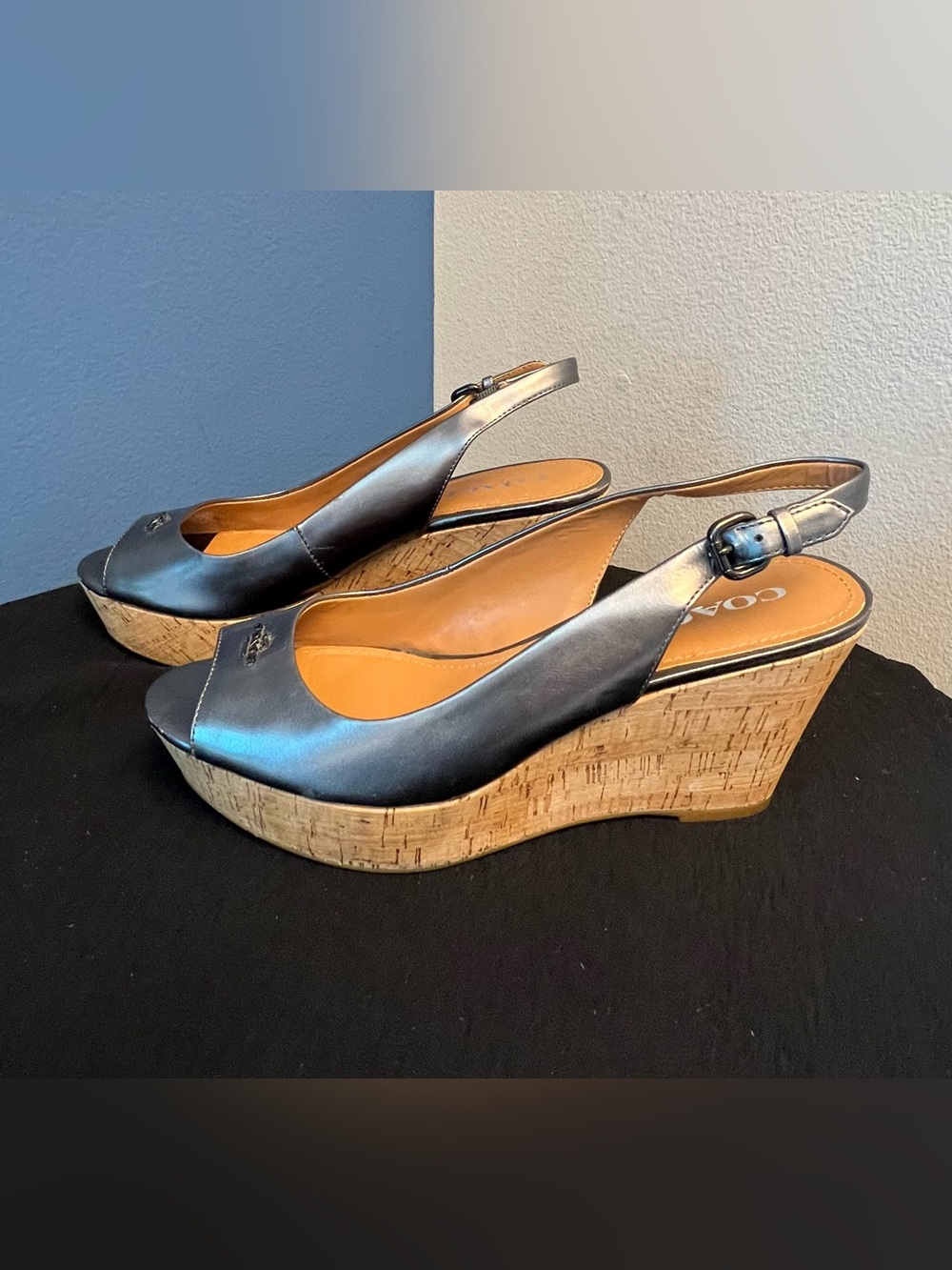COACH Ferry Cork Wedge Metallic Gunmetal & Leather Peep Toe Slingback Sz 8.5 B - Picture 7 of 11
